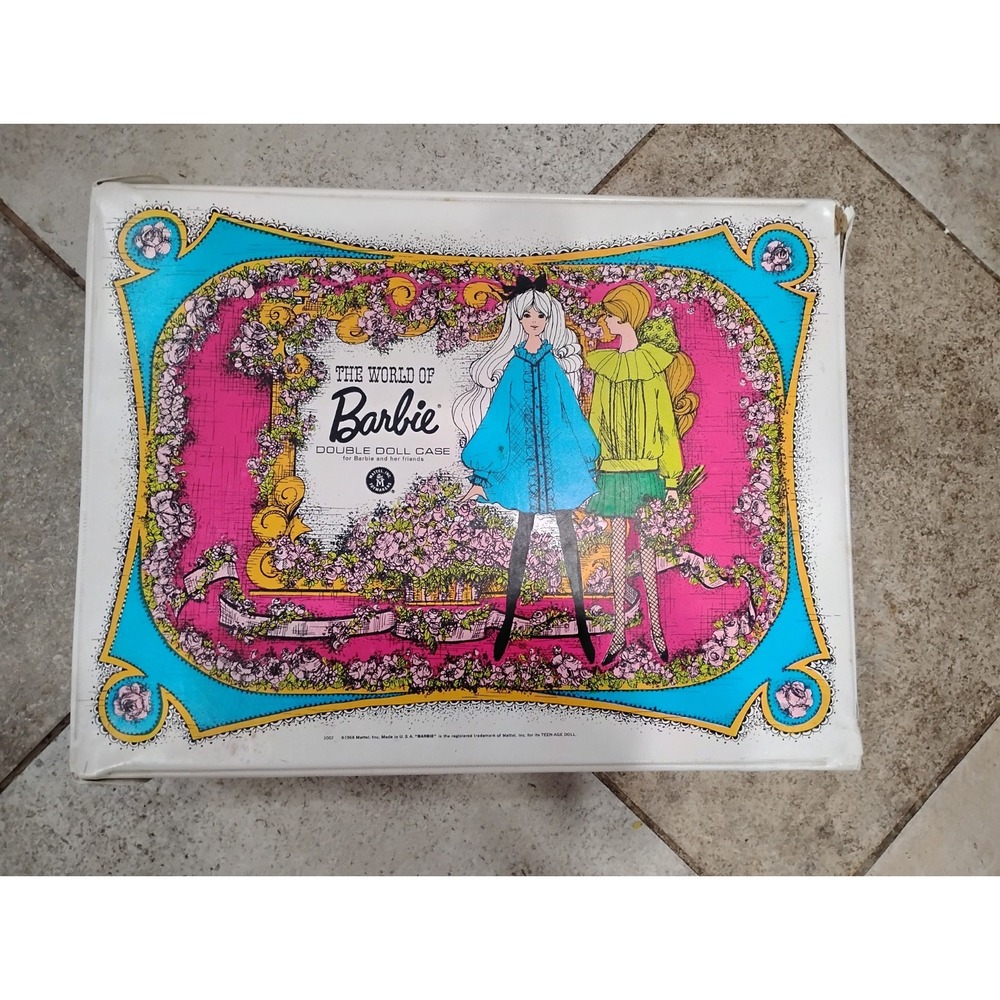 Vintage 1969 World of Barbie Double Doll Case White w/ Graphics Has Wear